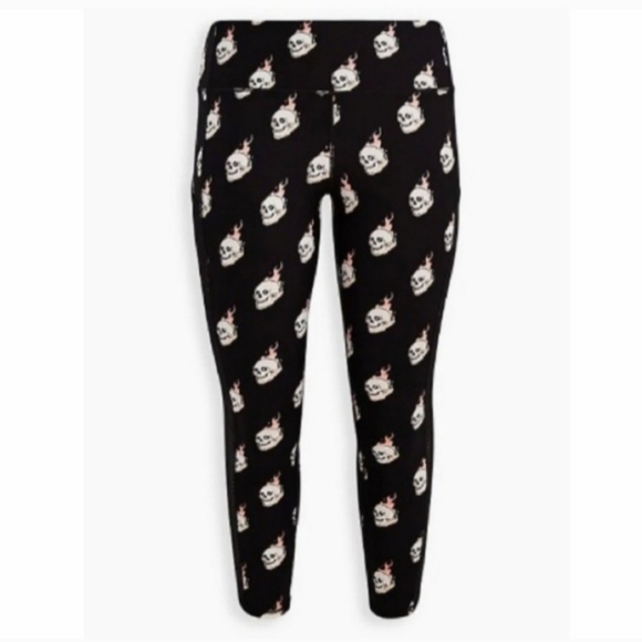 Torrid Active Flaming Skull leggings - Picture 3 of 8